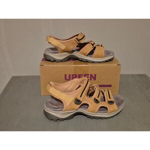 New Sandals Size 6 Hiking Walking Arch Support Open Toe Adjust Strap NIB Womens